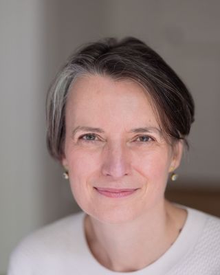 Photo of Vanessa Wheldon, Psychotherapist, MSc, UKCP Trainee