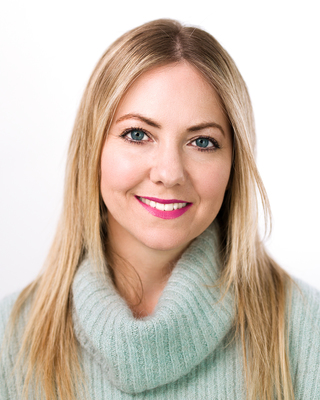 Photo of Sharon Draper, Psychologist, MSc, PsyBA - Couns. Psych.