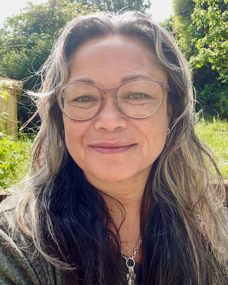 Photo of Den Vecchio, Counsellor, MNCPS Acc.