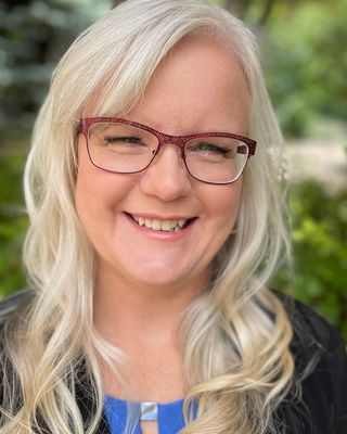 Photo of Dana Ebeling, Psychiatric Nurse Practitioner, PMHNP, FNP-C