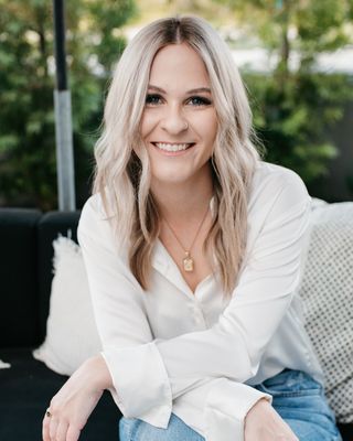 Photo of Stephanie Scott - Stephanie Scott (Anxiety and OCD Specialist), Marriage & Family Therapist, LMFT