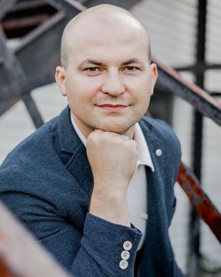 Photo of Maxim Arbuzov, LICSW, Clinical Social Work/Therapist