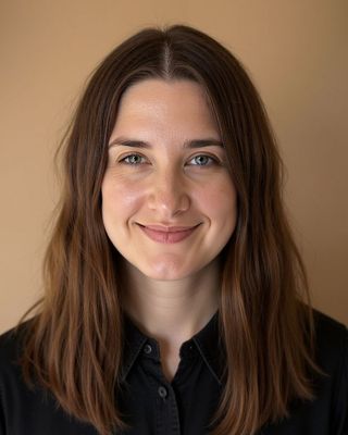 Photo of Dr Jess Page, Psychologist, PsychD, HCPC - Clin. Psych.