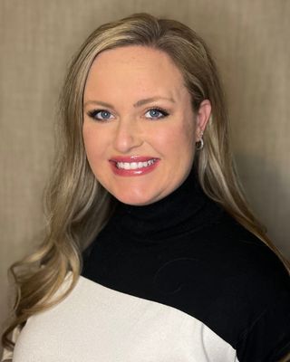 Photo of Kristin Farnsley, APRN, FNP-C, PMHNPBC, IMHP, Psychiatric Nurse Practitioner