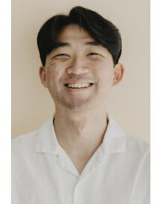 Photo of Robert Lee, Marriage & Family Therapist Associate in 91502, CA