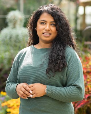 Photo of Diwany Selvarasa, Registered Social Worker in L6R, ON
