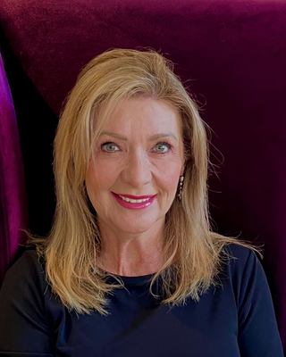 Photo of Eileen Kunmann, Clinical Social Work/Therapist, LCSW