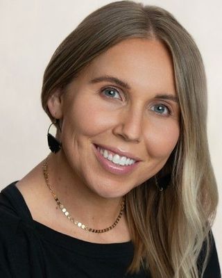 Photo of Hilliary Mahler, Psychiatric Nurse Practitioner, ARNP