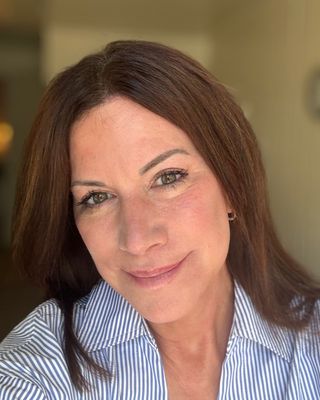 Photo of Cheryl M. Manfredi, Clinical Social Work/Therapist, LCSW, R