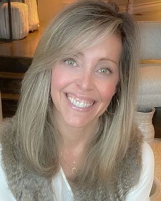 Photo of Lisa Catalano, Clinical Social Work/Therapist