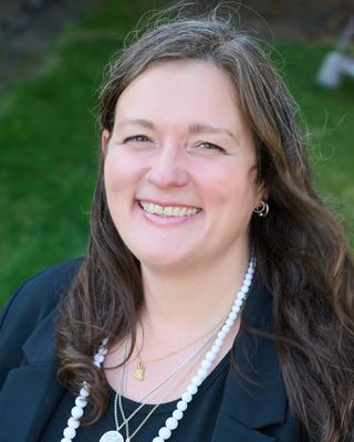 Photo of Stephanie Viccars-Zaragoza, Registered Provisional Psychologist, MC