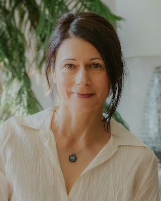 Photo of Anna Prudovski - OCD & Anxiety Clinic. Turning Point Psychology, Psychologist, MA, CPsych, (c)ACT, CACBT, IOCDF