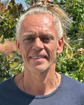 Photo of Dr Jeremy Rowe, Psychologist, PsychD, HCPC - Couns. Psych.