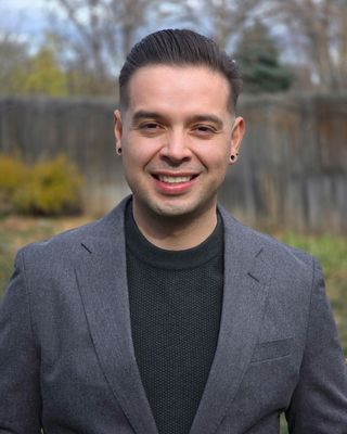 Photo of Enrique Caloca, Psychiatric Nurse Practitioner, PMHNP