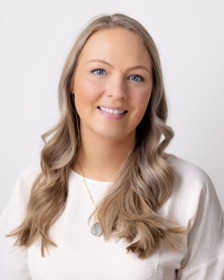 Photo of Kassandra Kusie, Counsellor, BSc, MEd, CCC