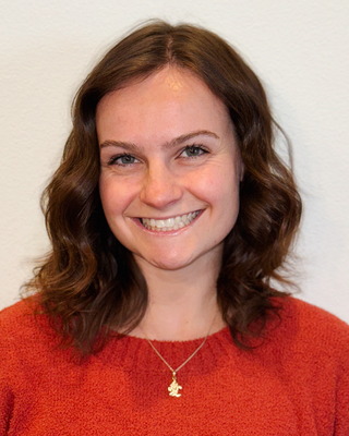 Photo of Jenna Platzbecker, Psychiatric Nurse Practitioner, MSN, APRN, PMHNP, BC