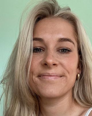 Photo of Erin Hubbard, Clinical Social Work/Therapist, LMSW-cc