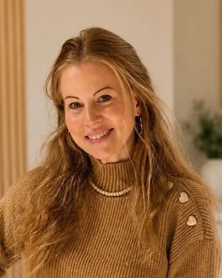 Photo of Jennifer Weyant - Rise Above Therapy: Jennifer Weyant, LCMHC, Licensed Clinical Mental Health Counselor, MA, LCMHC, LPC