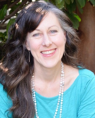 Photo of Laura Benton, Marriage & Family Therapist in Seattle, WA