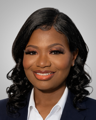 Photo of Lola Bankole, Psychiatric Nurse Practitioner, PMHNP