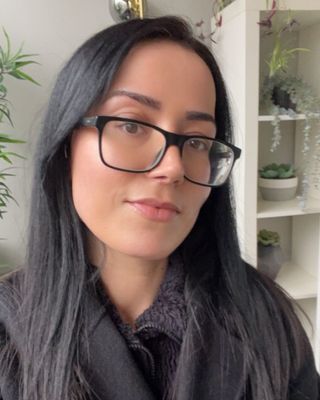 Photo of Omur Koluman, Psychotherapist, MBABCP