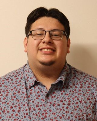 Photo of Isaias Ponpa, Clinical Social Work/Therapist, MSW, LSW