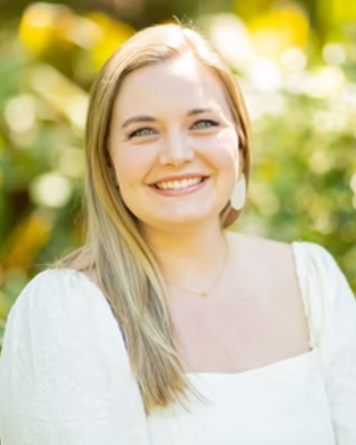 Photo of Kristen Umholtz, Counselor, LMHC