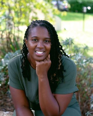 Photo of Kashina Smith, Counsellor, MA, MBACP Accred