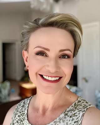 Photo of Michelle Downs, Marriage & Family Therapist, LMFT