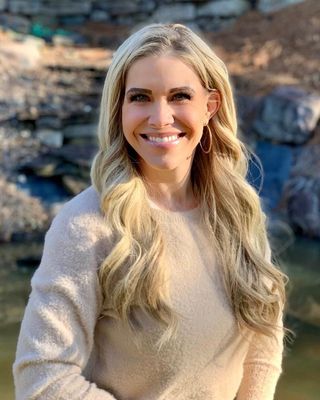 Photo of Dr. Jen Beres, Licensed Professional Counselor, PhD, LPC, LCMHC