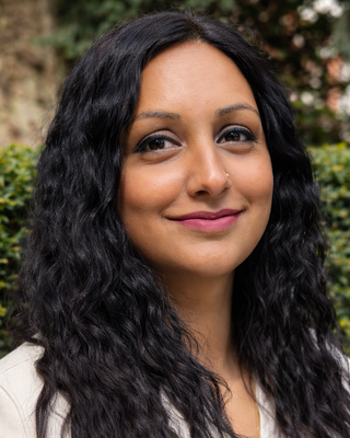 Photo of Sumreen Mahiz, Counsellor, BACP