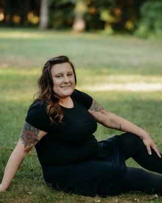 Photo of Kelly Whitney, Pre-Licensed Professional, MHC-LP, CASAC