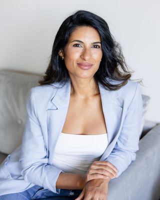 Photo of Fernanda Rodrigues Bravo, Registered Psychotherapist (Qualifying), MA, CCC, RPQ