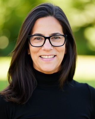 Photo of Sarah I. Serluco, Clinical Social Work/Therapist, LCSW
