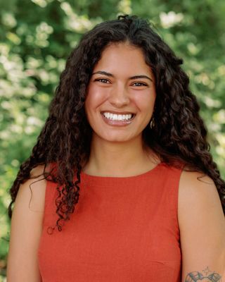Photo of Genna Galluscio, Pre-Licensed Professional