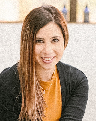 Lilian Contin (Español-Português), Licensed Professional Counselor, Geneva,  IL, 60134