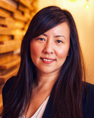 Photo of Rosanna Suh, MEd, MDiv, LCPC, Counselor