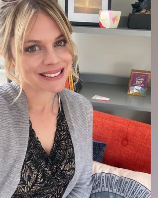 Photo of Jen Bacon, Counsellor, MBACP