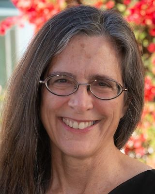 Photo of Dr. Elizabeth Weiss, Psychologist in Menlo Park, CA