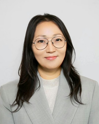 Photo of Seon Lyu, Counselor, LMHC
