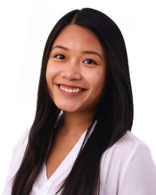 Photo of Monica Alcasid, Marriage & Family Therapist Associate in Calabasas, CA
