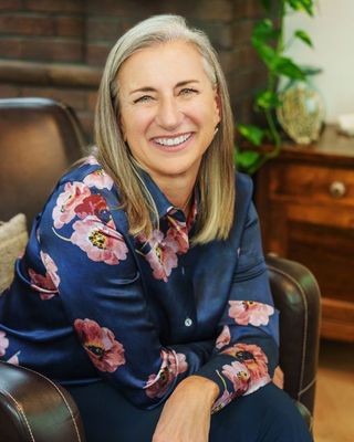 Photo of Dr. Luann Warren - Luann Warren, PhD, LLC, Psychologist, PhD