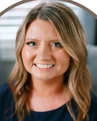 Photo of Gina Allen, Clinical Social Work/Therapist, LICSW