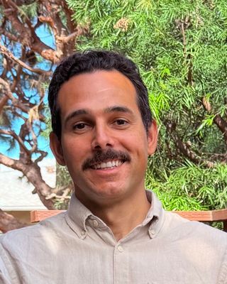 Photo of Mateo Leonardo, Marriage & Family Therapist, MA, LMFT, CSAT