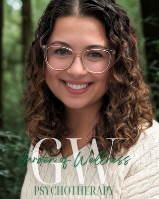 Photo of Carli Cristofari, Registered Psychotherapist, MA, RP