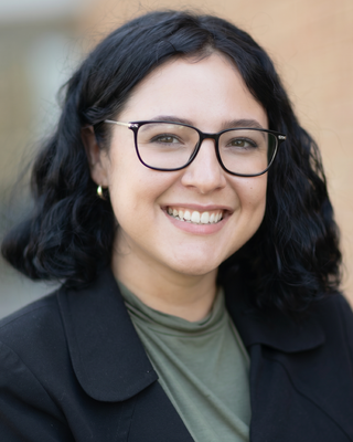Photo of Dr. Grace Schwenck, Psychologist (Candidate Register), PhD