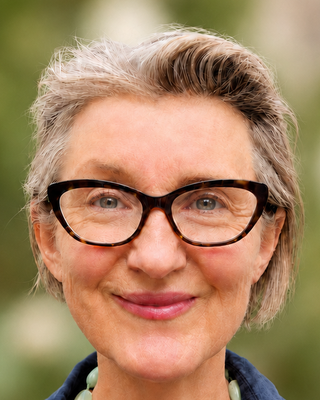 Photo of Libby Davy, Counsellor, MA, PACFA