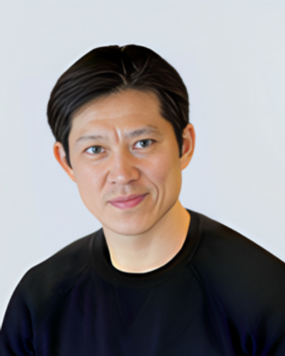Photo of Alan Chen, Registered Psychotherapist (Qualifying), HBCom, MA