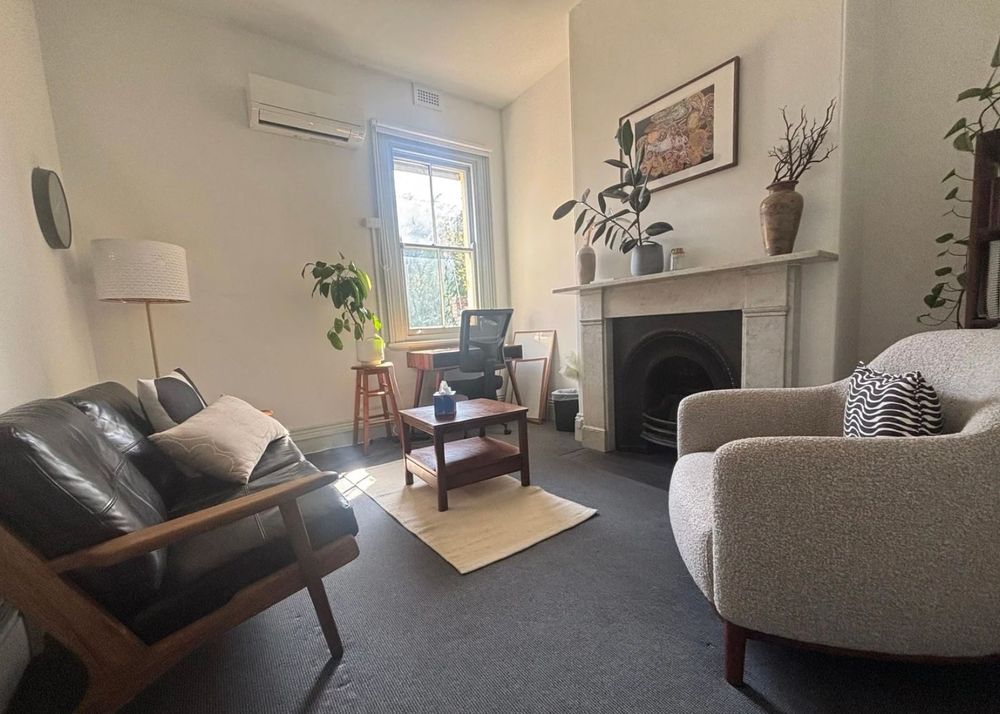 Carlton consulting room