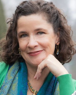 Photo of Jennifer Vazquez, Licensed Mental Health Counselor, MA, LMHC, CEFT